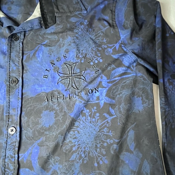 Affliction Blue and Black Skull Pattern Shirt - Picture 3 of 12